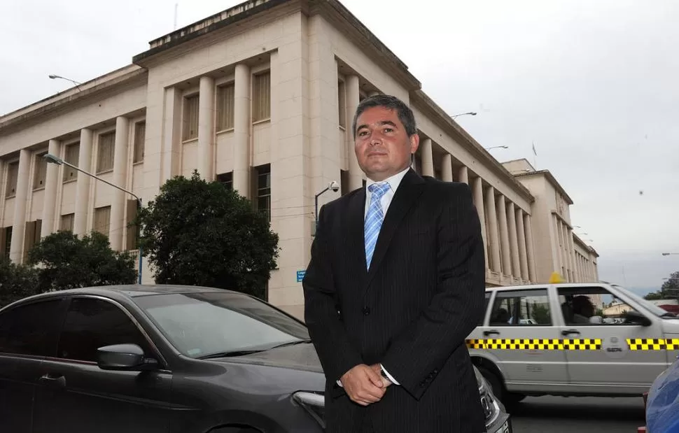 CANDIDATO. Rogel Chaler en la elección de 2012 del Colegio de Abogados. la gaceta / foto de HECTOR PERALTA