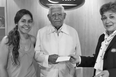 Se llevaron sillas nuevas de Castillo para recibir el 2014