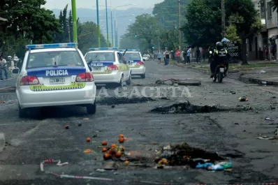 Acusado de ser saqueador, un policía fue detenido