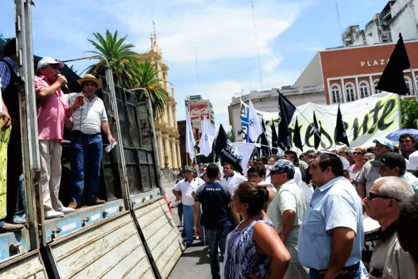 Los estatales amenazan con frustrar el Dakar