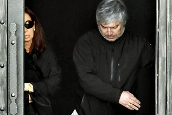 Lázaro Báez le compró nueve propiedades a los Kirchner