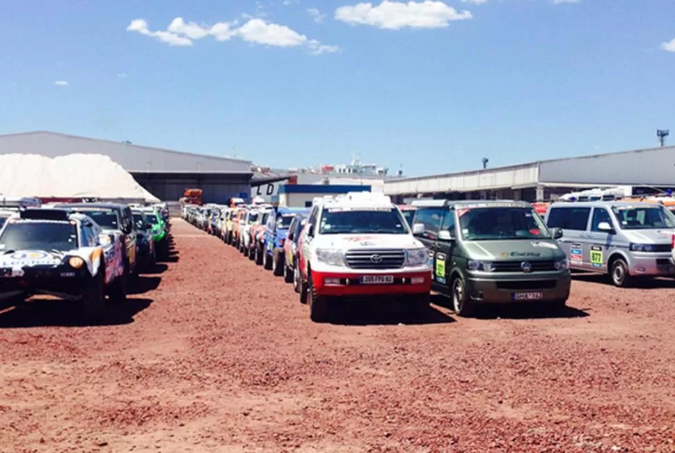 EN SUELO ARGENTINO. Los 700 vehículos fueron desembarcados en el puerto de Campana; sus dueños los tendrán disponibles a partir del día 31. 