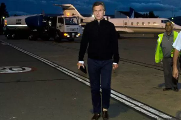 Macri quiso comprar las fotos de su llegada a Bariloche