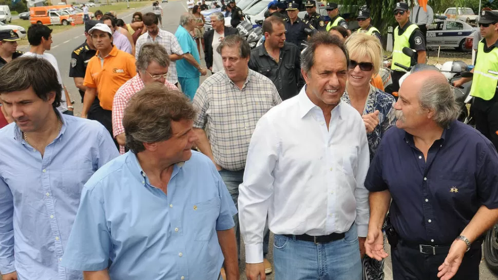 SCIOLI, EN LA FELIZ. DyN