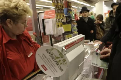 Letonia es el nuevo miembro de la Eurozona