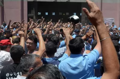 El Procurador General de Entre Ríos asegura que es ilegal la suba salarial a los policías