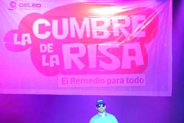 El oficial Gordillo cantará y los tenores contarán chistes