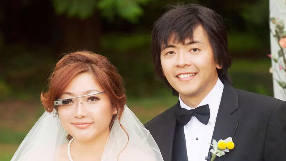 SONRISAS. La feliz pareja, antes de pasar por el altar. FOTO TOMADA DE MASHABLE.COM