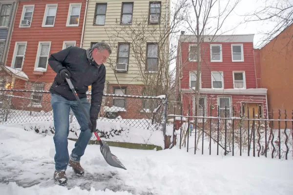 “El fin del mundo” llega con nieve, vientos y frío extremo