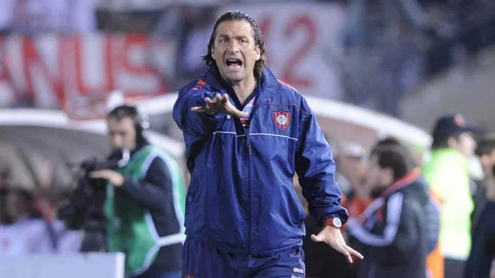 OTRAS ÉPOCAS. Pizzi logró sacar a San Lorenzo campeón. TELAM (ARCHIVO)