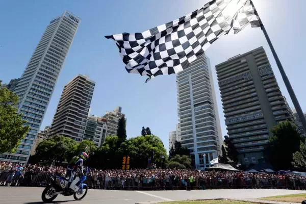 El Dakar ya partió desde Rosario