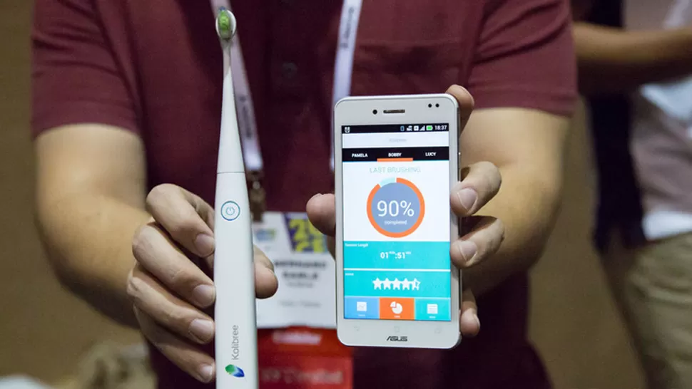 PRESENTACION. El cepillo de dientes y la aplicación para celulares. FOTO TOMADA DE MASHABLE.COM