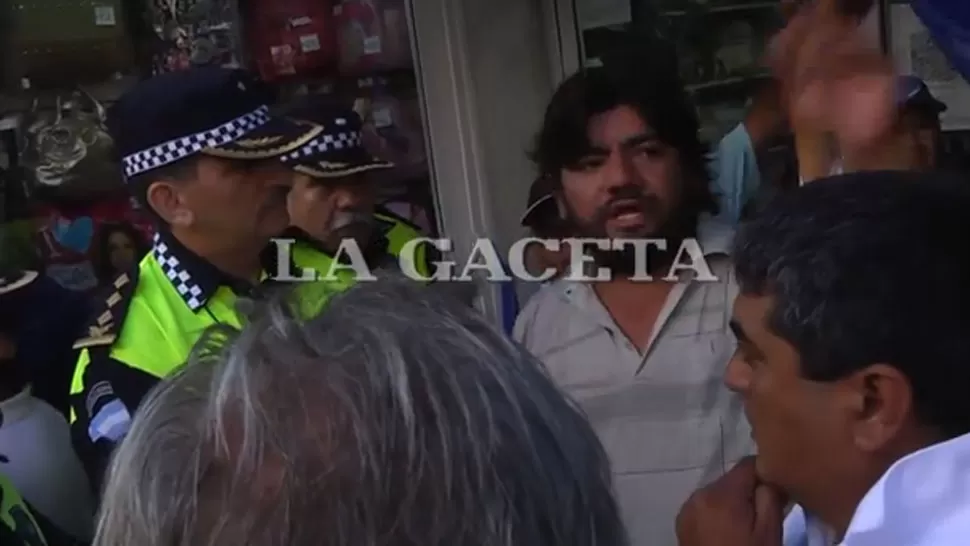 ACALORADA. La discusión entre Robledo y Bustamante. CAPTURA DE VIDEO