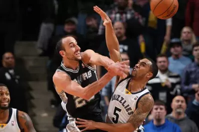 Sobre la chicharra, Ginóbili le dio la victoria a los Spurs