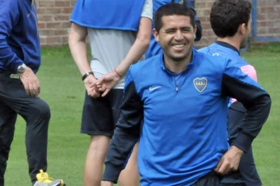 La renovación de Riquelme sobrevuela el mundo Boca