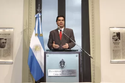 Capitanich negó versiones sobre la renuncia del titular de YPF