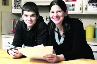 Firmó un contrato para usar su iPhone