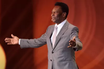 Pelé contó que recibirá un premio y arruinó una sorpresa de la FIFA