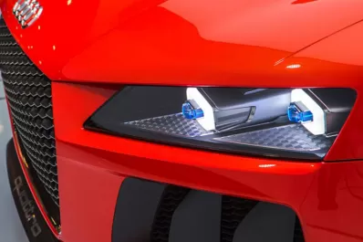 BMW se burla de Audi en Twitter