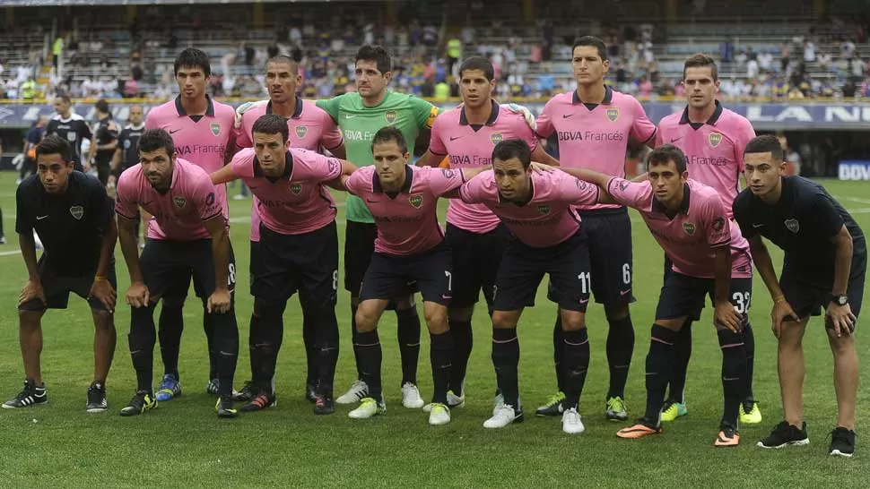 RECORD. Este modelo se convirtió en la camiseta alternativa más vendida de Boca. ARCHIVO TELAM