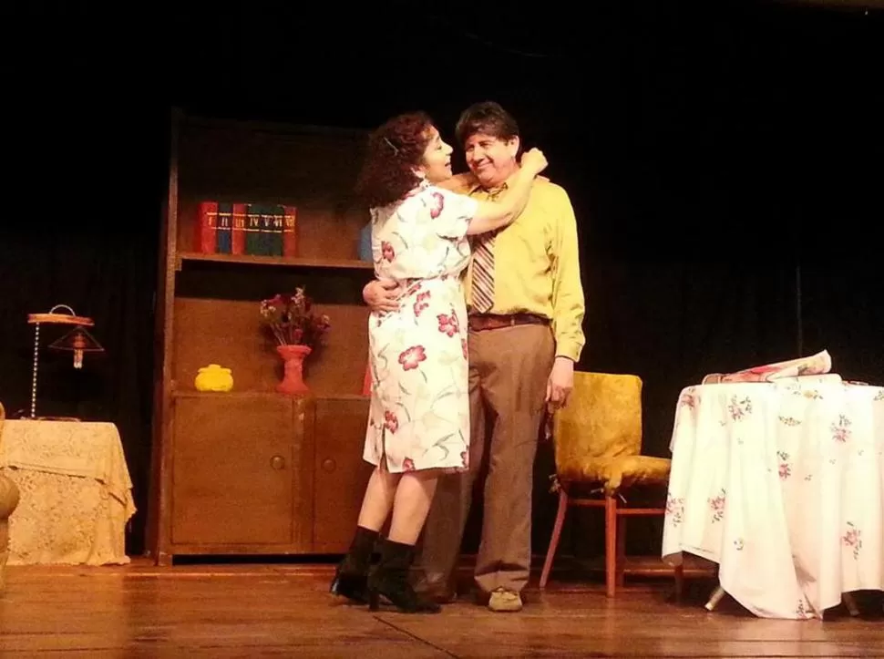 LA PAREJA. Marcela Jaime y Rubén Lizondo asumen los roles principales. gentileza GRUPO GANGARILLA 