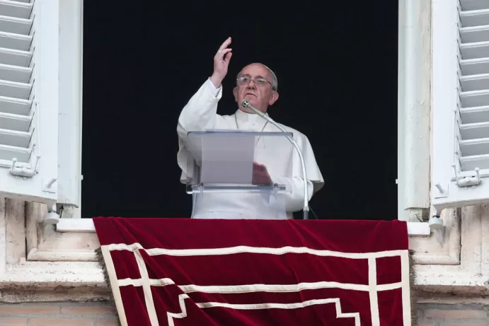 PEDIDO. En su discurso, Francisco pidió por los inmigrantes. REUTERS