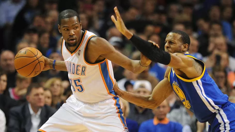 EFECTIVO. Durant volvió a ser la clave de la victoria de los Thunder. ARCHIVO REUTERS 