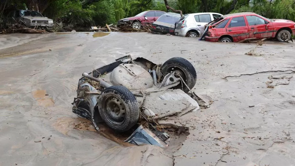 DESASTRE. Así quedó El Rodeo luego del alud del último jueves. FOTO TOMADA DE LAVOZ.COM