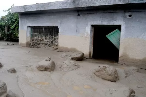 Sigue la búsqueda de 11 desaparecidos en Catamarca luego del alud en El Rodeo