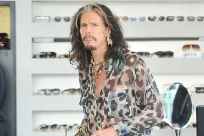 Steven Tyler aprueba el comportamiento de Justin Bieber