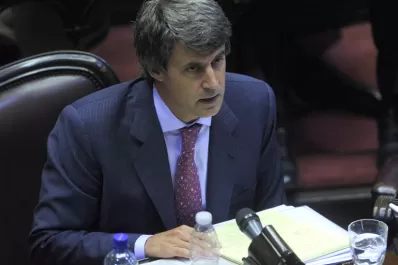 Kicillof  le vende cualquier buzón a la Presidenta, disparó Prat Gay