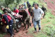 La turista rescatada en Jujuy contó que su marido cayó por un barranco