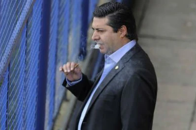 La copia del contrato salió de adentro