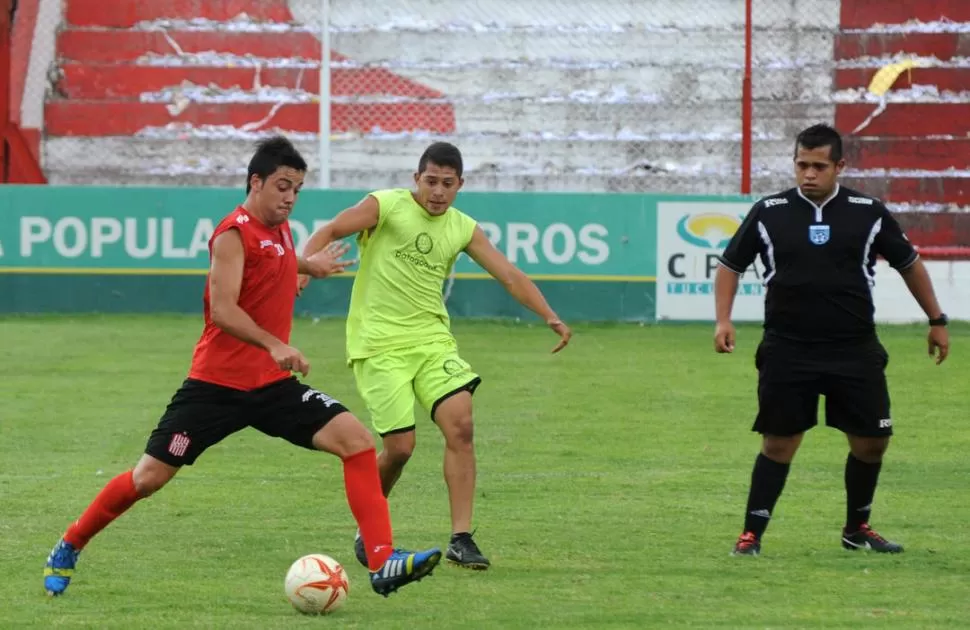 FALTÓ EL GOL. Los suplentes de San Martín y San Jorge mostraron un buen nivel pero no pudieron quebrar la defensa rival. 