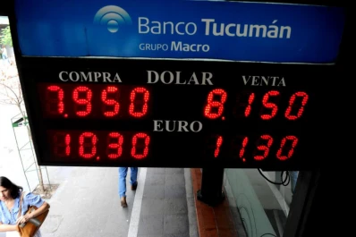 Las casas de cambio apuestan al dólar turista