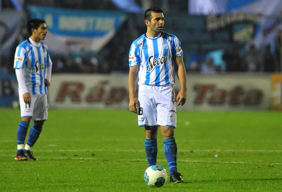 INDIFERENTE. Nadie le quita mérito al Morel futbolista. Cuando jugó, cumplió. 