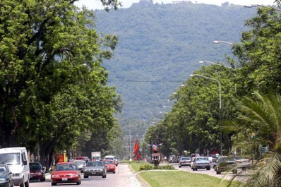 A plena luz del día, asaltan la Receptoría de LA GACETA en Yerba Buena