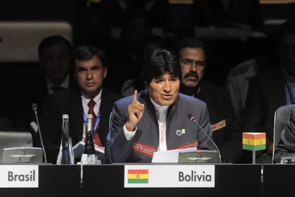 Morales no se presta al “chantaje” de Chile