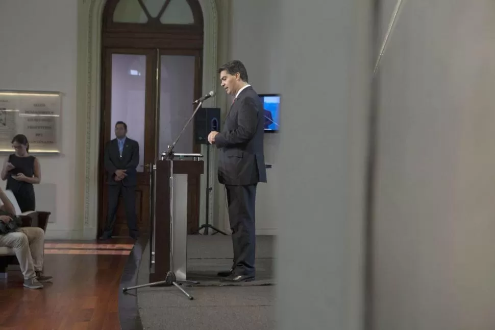 MENSAJE. “Hay convicción, una líder y un equipo”, describió Capitanich. télam