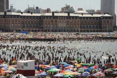 Dos millones de turista pasaron por Mar del Plata