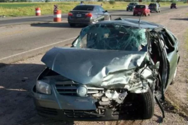 Un hombre que viajaba a Tucumán murió al chocar contra un camión en la Ruta Nacional 157