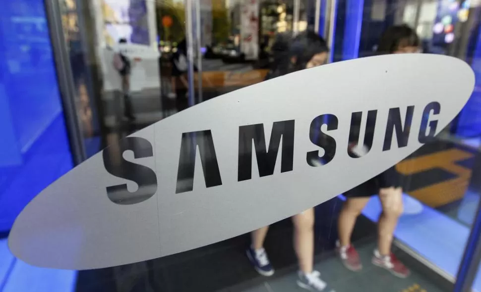 GIGANTE. En el mundo, uno de cada tres smartphones es marca Samsung. reuters (archivo)