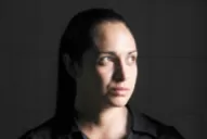 La historia de Anahí Garnica, la primera mujer bombero de la Federal