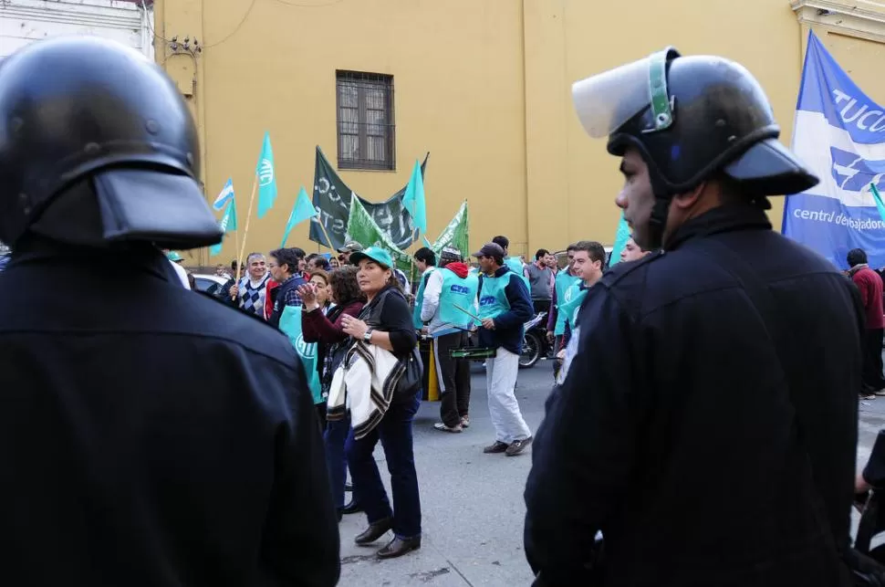 EN LA CALLE. Los sindicatos del Estado amenazan con nuevas protestas. la gaceta / foto de analía jaramillo (archivo)