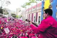 Venezuela sigue partida en dos y en crisis
