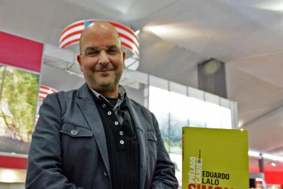 “La literatura siempre está a punto de desaparecer”