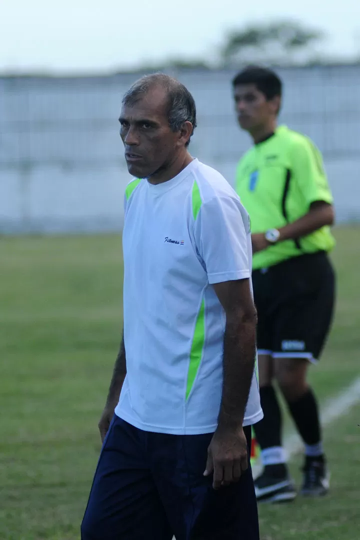 POR MÁS. Décima, técnico del “verde”. 