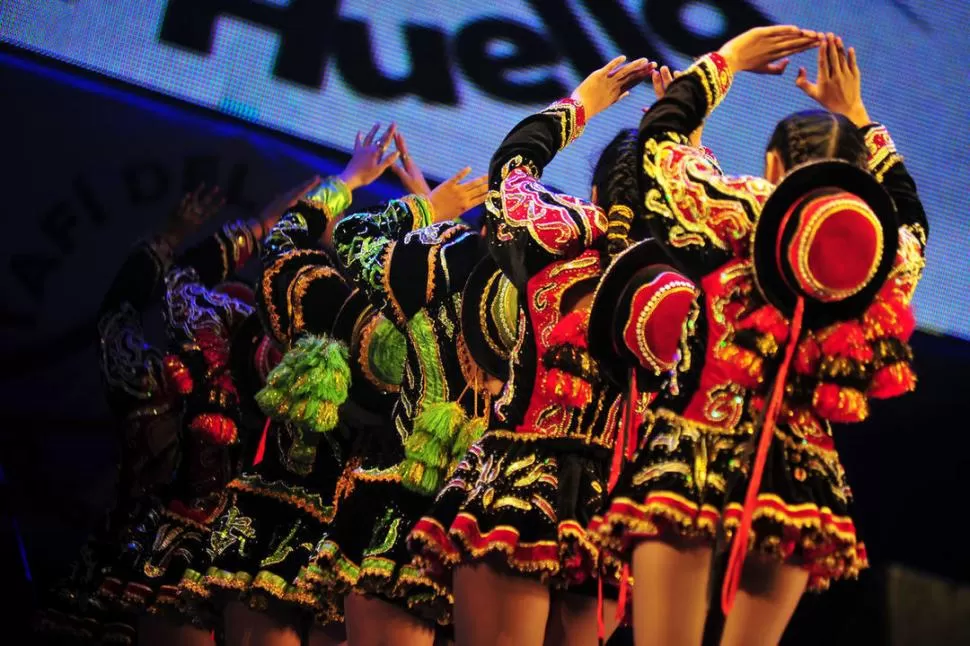 EL TREN DEL CARNAVALITO. LA GACETA/ FOTOS DE DIEGO ARÁOZ