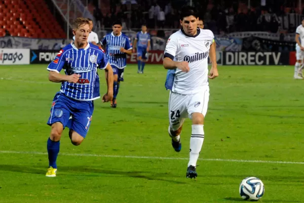 Godoy Cruz goleó a Rosario Central y es puntero