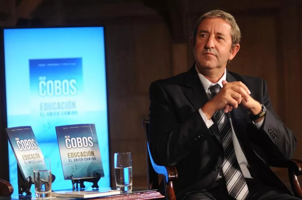 SEGURIDAD. Cobos dijo que hay que actuar con fuerza contra el delito. telam 